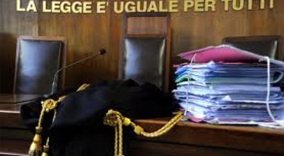 AVVISO PUBBLICO PER LA FORMAZIONE DI UN ELENCO DI PROFESSIONISTI ACCREDITATI ...