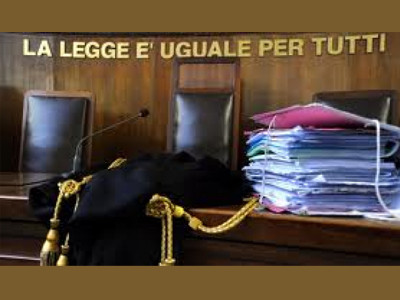 AVVISO PUBBLICO PER LA FORMAZIONE DI UN ELENCO DI PROFESSIONISTI ACCREDITATI ...